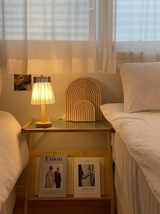 Villa #10pax #freeparking #3rooms #5queens #metro6min #airportbus8min #conviniencestore1min #ott #longtermstay *